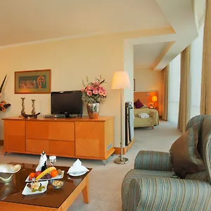 5* מלון Wyndham Grand Ozdilek Thermal &